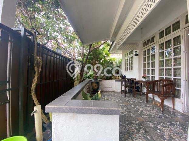 Rumah Modern 4 KT di Cireundeu Tangerang Semi Furnished Rumah Modern 4 KT di Cireundeu Tangerang Semi Furnished