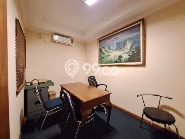 Unit Kantor Dijual di Jakarta Selatan LT 335m2 & LB 362m2 Unit Kantor Dijual di Jakarta Selatan LT 335m2 & LB 362m2