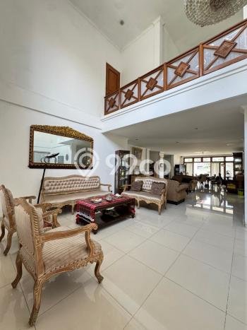 Siap Huni Hunian Elit 5 Kamar di Cinere Dekat ke Mana Saja Siap Huni Hunian Elit 5 Kamar di Cinere Dekat ke Mana Saja