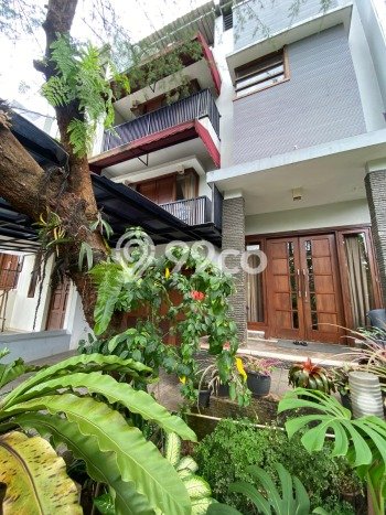 Rumah Elit Modern Tanpa Renovasi di Lebak Bulus Jakarta Selatan Rumah Elit Modern Tanpa Renovasi di Lebak Bulus Jakarta Selatan