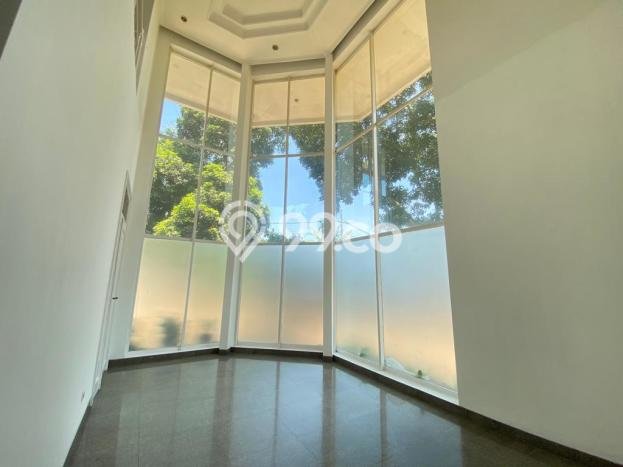Rumah Luxury Modern Tanpa Renovasi di Lebak Bulus Jakarta Selatan Rumah Luxury Modern Tanpa Renovasi di Lebak Bulus Jakarta Selatan