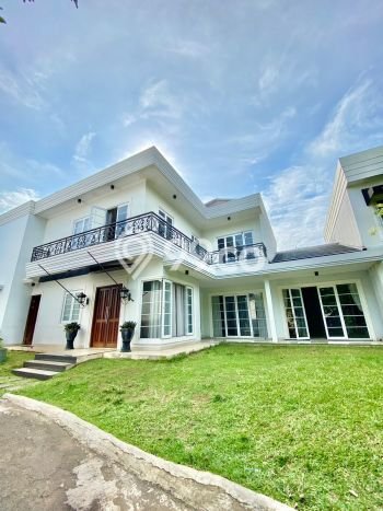 Rumah Elit Modern Siap Huni di Pangkalan Jati Depok Rumah Elit Modern Siap Huni di Pangkalan Jati Depok