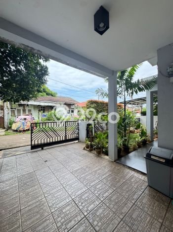 Hunian Mewah Siap Huni LT 240m2 di Cinere, Depok Hunian Mewah Siap Huni LT 240m2 di Cinere, Depok