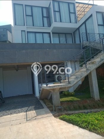 Aset Strategis! Vila Kawasan , Luas 315m2m², Lokasi Strategis dengan potensi meningkat Aset Strategis! Vila Kawasan , Luas 315m2m², Lokasi Strategis dengan potensi meningkat