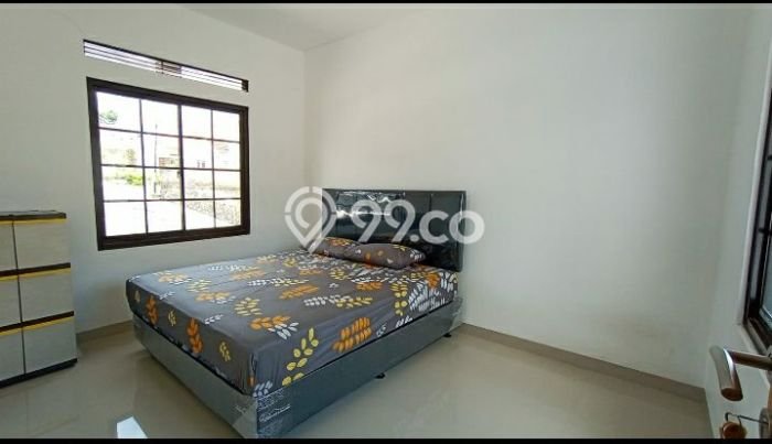 For Sale Rumah 2 Kamar Lokasi Ideal Nyaman dan Strategis di Cisarua For Sale Rumah 2 Kamar Lokasi Ideal Nyaman dan Strategis di Cisarua