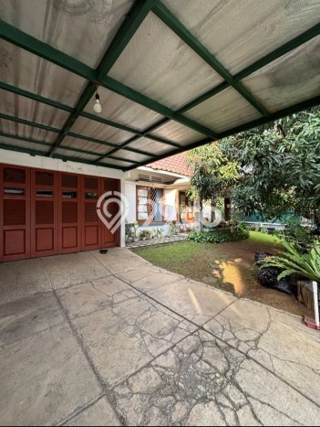 DIJUAL CEPAT! Rumah Modern di Bandung Wetan, Bandung, Luas 410m2m² Bangunan 320m2m² Bisa Nego! DIJUAL CEPAT! Rumah Modern di Bandung Wetan, Bandung, Luas 410m2m² Bangunan 320m2m² Bisa Nego!