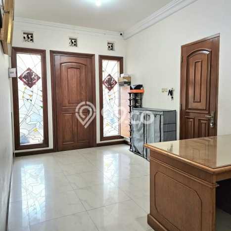 Rumah Bagus area , Bandung, LT 189m2m², Luas Bangunan 250m2m² Rumah Bagus area , Bandung, LT 189m2m², Luas Bangunan 250m2m²