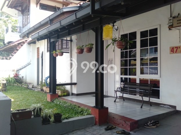 Rumah Modern 5 KT di Kopo Bandung Semi Furnished Rumah Modern 5 KT di Kopo Bandung Semi Furnished