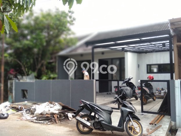 Jual Rumah Eksklusif 7 KT di Ciwastra, Bandung Jual Rumah Eksklusif 7 KT di Ciwastra, Bandung