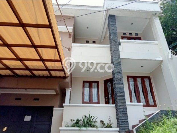 Rumah Modern 4 Kamar LT 250m2 di Setiabudi Rumah Modern 4 Kamar LT 250m2 di Setiabudi
