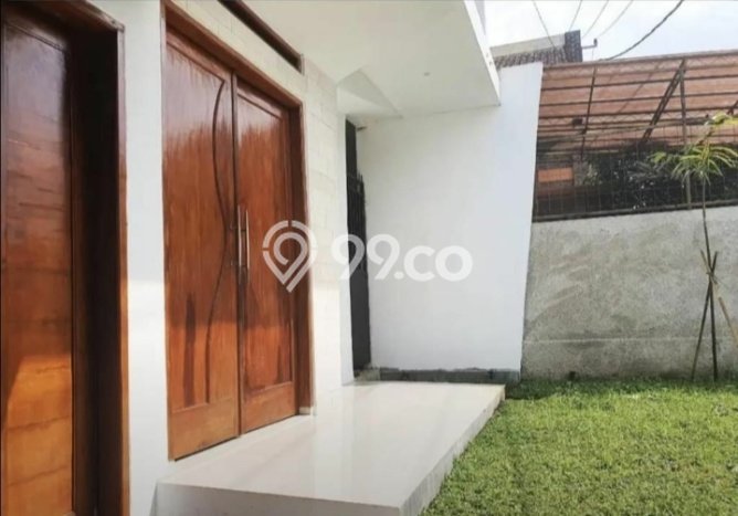 Rumah 5 Kamar Harga Menarik di Arcamanik, Bandung Rumah 5 Kamar Harga Menarik di Arcamanik, Bandung