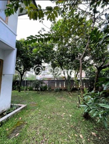 SEGERA MILIKI! Rumah di Buah Batu, Bandung, Luas 377m2m² LB 250m2m² SEGERA MILIKI! Rumah di Buah Batu, Bandung, Luas 377m2m² LB 250m2m²