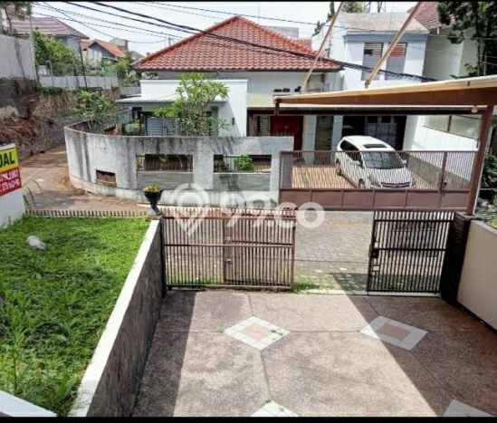 Ready to Use! Premium House LT 250m2 Desain Elegan di Setiabudi Ready to Use! Premium House LT 250m2 Desain Elegan di Setiabudi