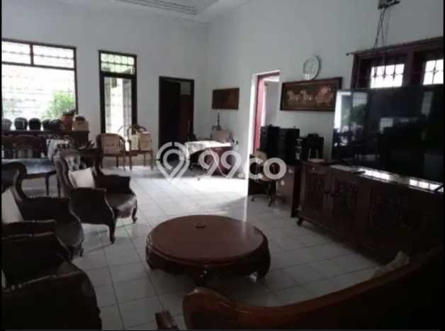 Ready to Use! Luxury House LT 594m2 Desain Elegan di Riau Ready to Use! Luxury House LT 594m2 Desain Elegan di Riau
