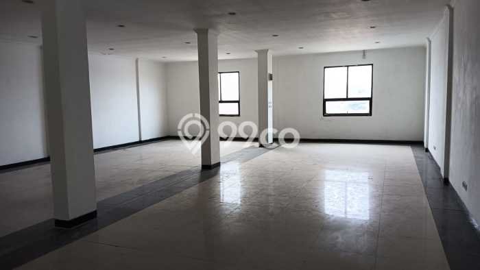 Disewakan Ruko di Kawasan Ramai Sektor 9-Bintaro Luas 222m2 Disewakan Ruko di Kawasan Ramai Sektor 9-Bintaro Luas 222m2