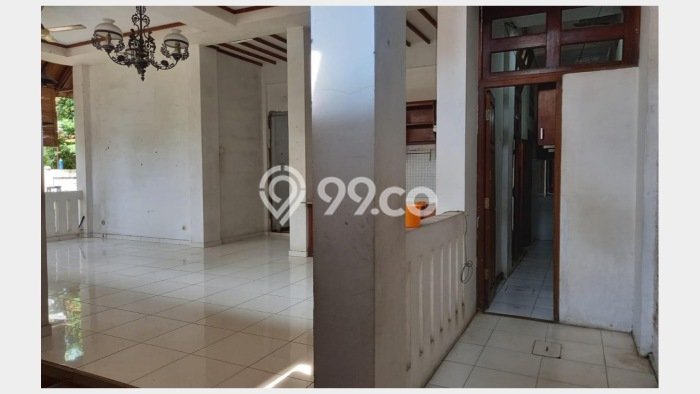 Rumah Elit LB 540m2 Siap Huni Desain Elegan di Bintaro, Tangerang Selatan Rumah Elit LB 540m2 Siap Huni Desain Elegan di Bintaro, Tangerang Selatan