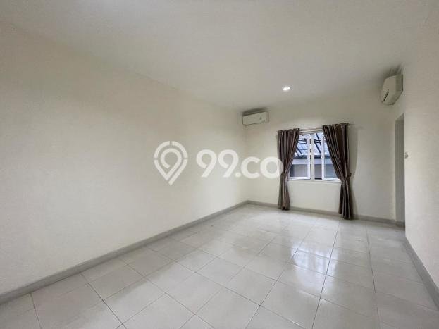 Jual Rumah Luas Elegan Dengan View Cantik di Kota Wisata, Jakarta Timur Jual Rumah Luas Elegan Dengan View Cantik di Kota Wisata, Jakarta Timur