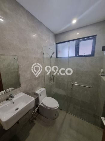FEATURED! Rumah Asri area , Luas 162m2m² Bangunan 192m2m² FEATURED! Rumah Asri area , Luas 162m2m² Bangunan 192m2m²