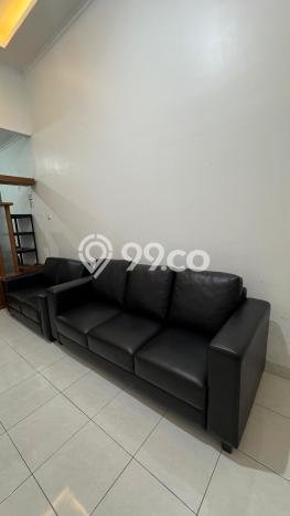 For Sale Hunian Rumah Terawat 2 KT di Kota Wisata, Jakarta Timur For Sale Hunian Rumah Terawat 2 KT di Kota Wisata, Jakarta Timur