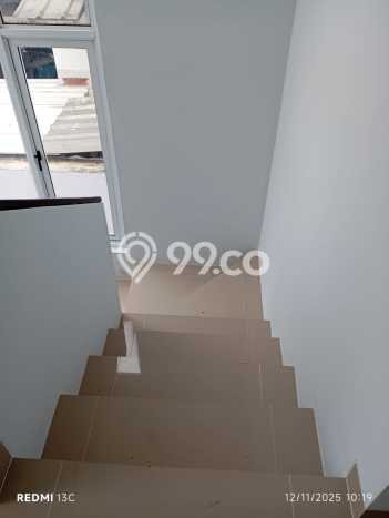 Dijual Hunian Rumah Terawat 3 KT di Kota Wisata, Jakarta Timur Dijual Hunian Rumah Terawat 3 KT di Kota Wisata, Jakarta Timur