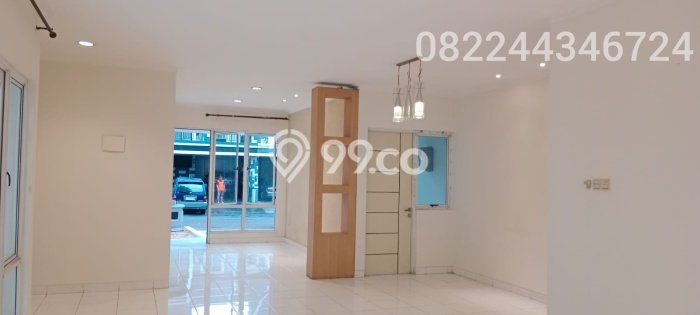 Rumah Elit Modern Tanpa Renovasi di Kota Wisata Jakarta Timur Rumah Elit Modern Tanpa Renovasi di Kota Wisata Jakarta Timur