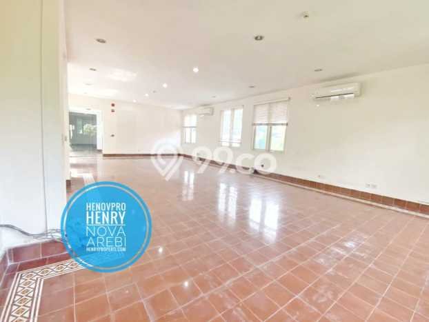 Rumah Bagus Siap Pakai Di Menteng Luas 1800m2 Lokasi Strategis Rumah Bagus Siap Pakai Di Menteng Luas 1800m2 Lokasi Strategis