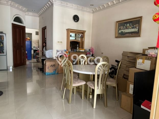 Rumah Elit Modern Siap Huni di Pantai Indah Kapuk Jakarta Utara Rumah Elit Modern Siap Huni di Pantai Indah Kapuk Jakarta Utara