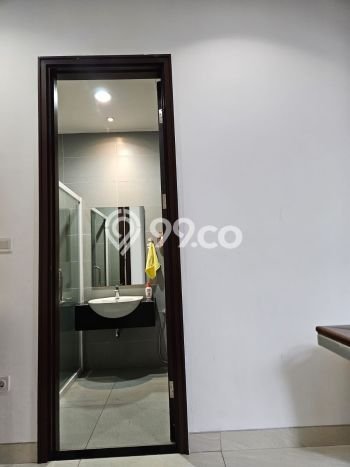 Ready to Use! Luxury House LT 90m2 Desain Elegan di Pantai Indah Kapuk Ready to Use! Luxury House LT 90m2 Desain Elegan di Pantai Indah Kapuk