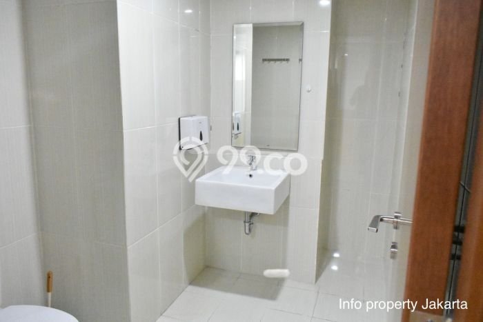 Kantor Dijual di Prime Area Jakarta Selatan Luas 102m2 Kantor Dijual di Prime Area Jakarta Selatan Luas 102m2