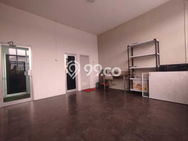 Unit Gudang Dijual di Gedangan Sidoarjo Luas Bangunan 360m2 Unit Gudang Dijual di Gedangan Sidoarjo Luas Bangunan 360m2