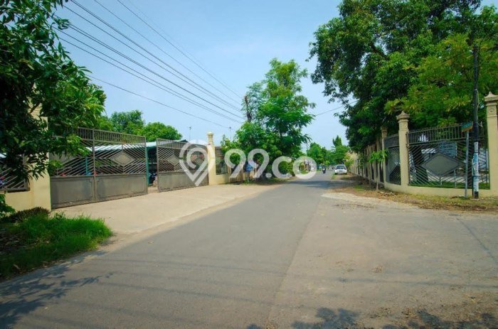 Unit Gudang Dijual di Nganjuk Nganjuk Luas Tanah 13759m2, Luas Bangunan 6527m2 Unit Gudang Dijual di Nganjuk Nganjuk Luas Tanah 13759m2, Luas Bangunan 6527m2