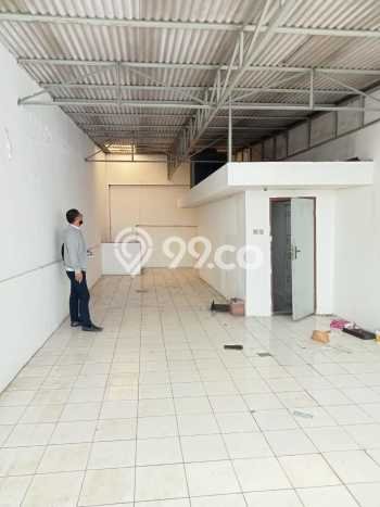 Ruko Dijual di Jakarta Pusat LT 76m2 & LB 260m2 Lokasi Terbaik! Ruko Dijual di Jakarta Pusat LT 76m2 & LB 260m2 Lokasi Terbaik!