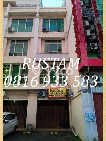 Ruko untuk Disewa di Pusat Jakarta Barat Luas Bangunan 270m2 Ruko untuk Disewa di Pusat Jakarta Barat Luas Bangunan 270m2