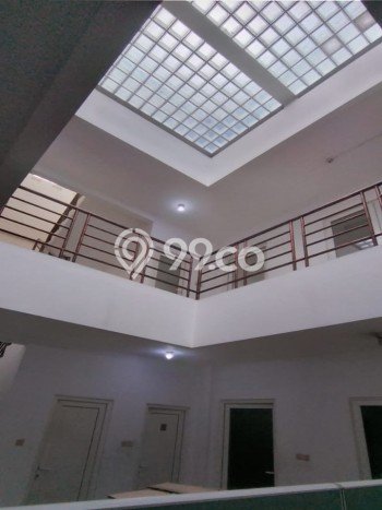 Dijual! Ruko di Petojo Jakarta Pusat LT 387m2 / LB 456m2 Kawasan Strategis Dijual! Ruko di Petojo Jakarta Pusat LT 387m2 / LB 456m2 Kawasan Strategis