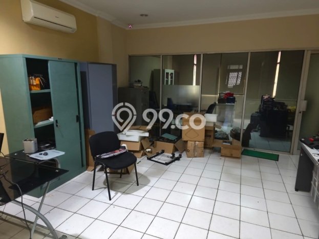 Ruko Dijual di Prime Area Jakarta Barat Luas 300m2 Ruko Dijual di Prime Area Jakarta Barat Luas 300m2