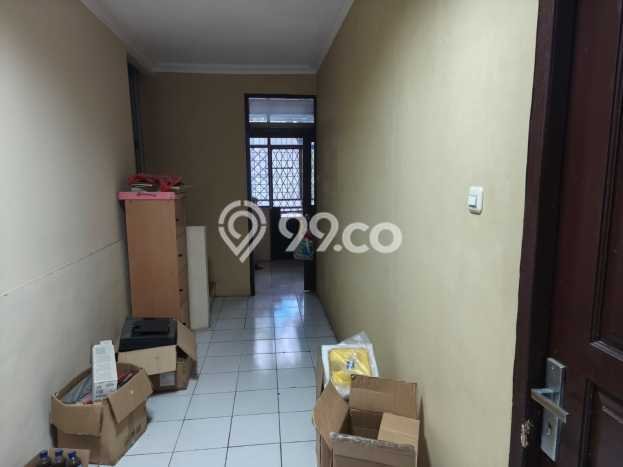 Ruko Dijual di Prime Area Jakarta Barat Luas 300m2 Ruko Dijual di Prime Area Jakarta Barat Luas 300m2