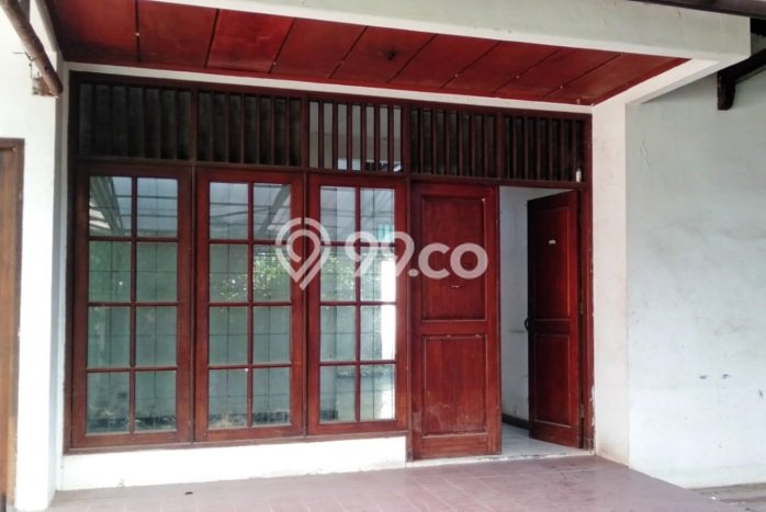 Rumah Luxury Modern Tanpa Renovasi di Meruya Jakarta Barat Rumah Luxury Modern Tanpa Renovasi di Meruya Jakarta Barat