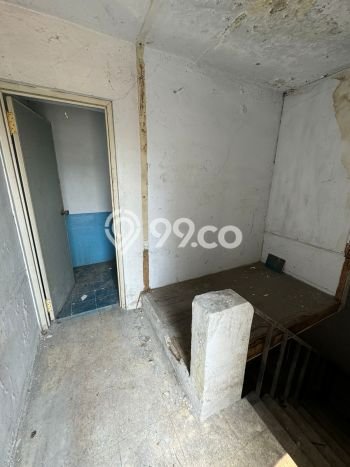 Ruko Dijual di Jakarta Barat LT 63m2 & LB 180m2 Lokasi Terbaik! Ruko Dijual di Jakarta Barat LT 63m2 & LB 180m2 Lokasi Terbaik!