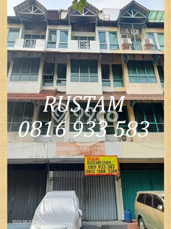 Ruko Dijual di Jakarta Barat LT 67m2 & LB 270m2 Lokasi Terbaik! Ruko Dijual di Jakarta Barat LT 67m2 & LB 270m2 Lokasi Terbaik!