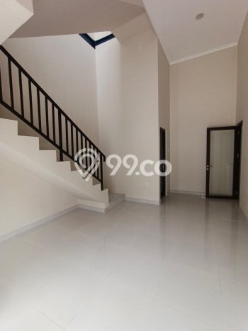 Unit Gudang Disewa Lokasi Periuk, Tangerang Spesifikasi Luas Bangunan 216m2 Unit Gudang Disewa Lokasi Periuk, Tangerang Spesifikasi Luas Bangunan 216m2