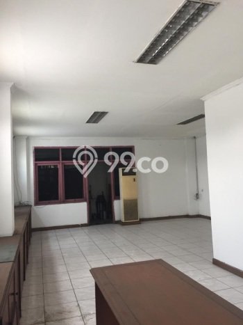 Ruko Dijual di Jakarta Pusat LT 180m2 & LB 720m2 Lokasi Terbaik! Ruko Dijual di Jakarta Pusat LT 180m2 & LB 720m2 Lokasi Terbaik!