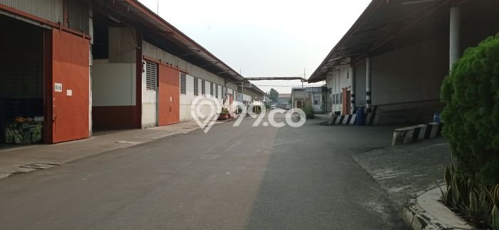 Gudang bagus disewakan di Cimanggis Depok dengan LB 2178m2 harga sewa terbaik Gudang bagus disewakan di Cimanggis Depok dengan LB 2178m2 harga sewa terbaik
