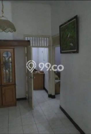 Lokasi terbaik! Rumah siap pakai disewakan di Bogor Barat LB 400m2 Lokasi terbaik! Rumah siap pakai disewakan di Bogor Barat LB 400m2