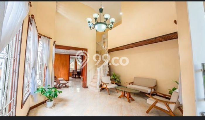 Ready to Use! Luxury House LT 312m2 Desain Elegan di Sentul City Ready to Use! Luxury House LT 312m2 Desain Elegan di Sentul City