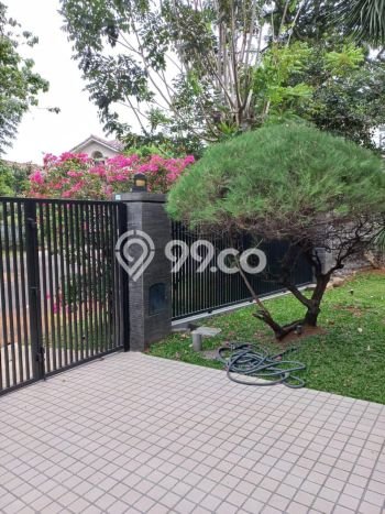 Rumah Mewah LB 312m2 Siap Pakai Desain Elegan di Sentul City, Bogor Rumah Mewah LB 312m2 Siap Pakai Desain Elegan di Sentul City, Bogor