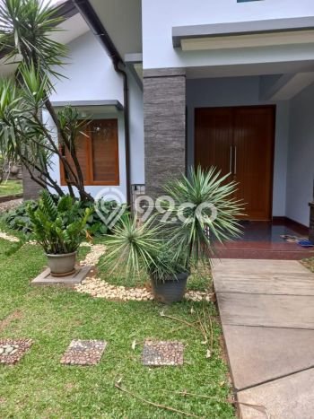 Rumah Mewah LB 312m2 Siap Pakai Desain Elegan di Sentul City, Bogor Rumah Mewah LB 312m2 Siap Pakai Desain Elegan di Sentul City, Bogor