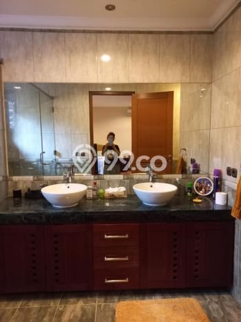 Rumah Mewah LB 312m2 Siap Pakai Desain Elegan di Sentul City, Bogor Rumah Mewah LB 312m2 Siap Pakai Desain Elegan di Sentul City, Bogor