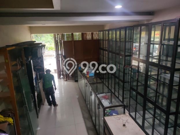 Lokasi Strategis! Dijual Ruko Bisnis di Cibinong, Bogor Kondisi Bagus Lokasi Strategis! Dijual Ruko Bisnis di Cibinong, Bogor Kondisi Bagus