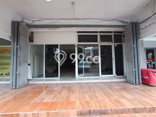 Ruko untuk Disewa di Pusat Bogor Luas Bangunan 350m2 Ruko untuk Disewa di Pusat Bogor Luas Bangunan 350m2