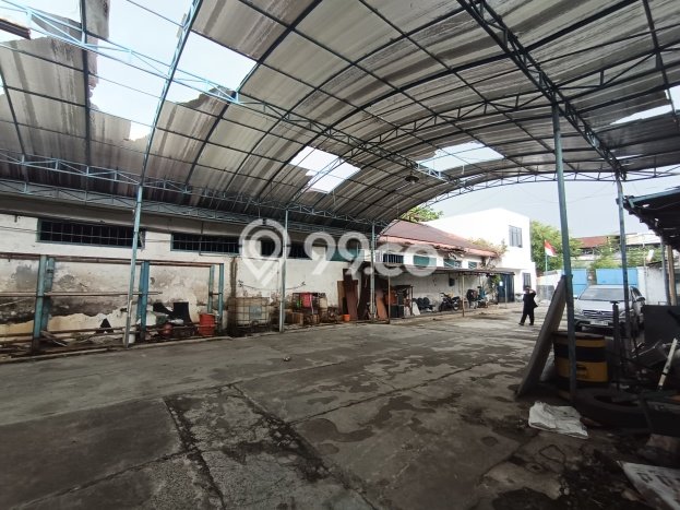Gudang Komersial Disewakan di Grogol Petamburan Jakarta Barat Luas 2500m2 Gudang Komersial Disewakan di Grogol Petamburan Jakarta Barat Luas 2500m2